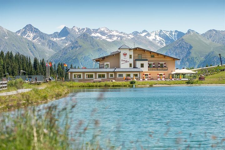 Cervosa Alm in summer