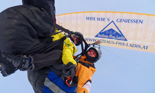 Paragliding