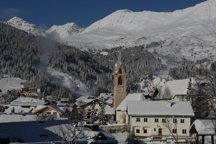 Kirche Winter