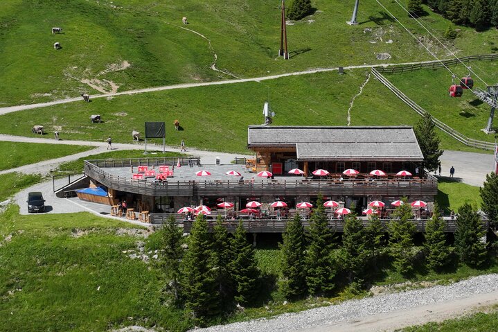 Wirtshaus Steinegg in summer